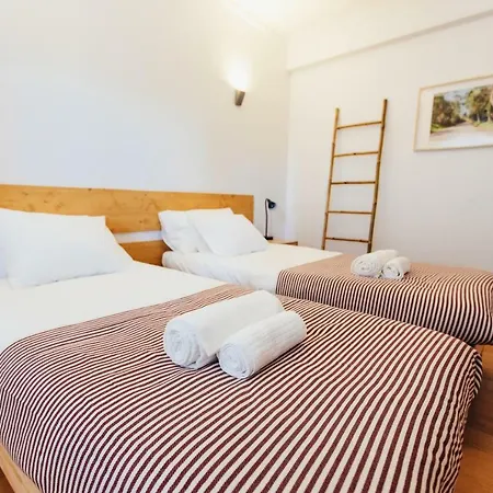 Mountain House Tatil Evi Cascais
